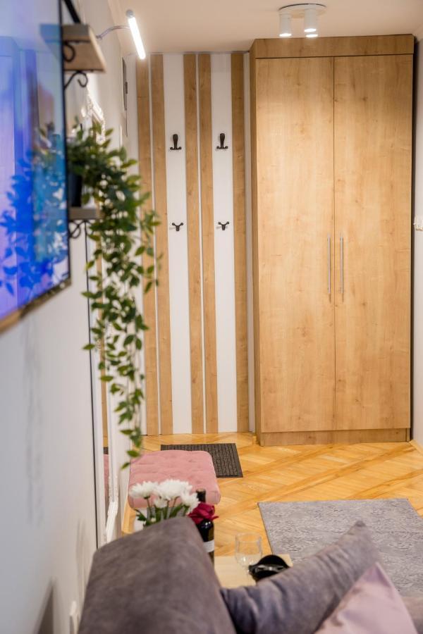 Apartment Studio Milena Subotica Buitenkant foto